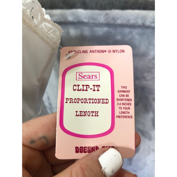 Vintage sears nightgown size small - Picture 2 of 2